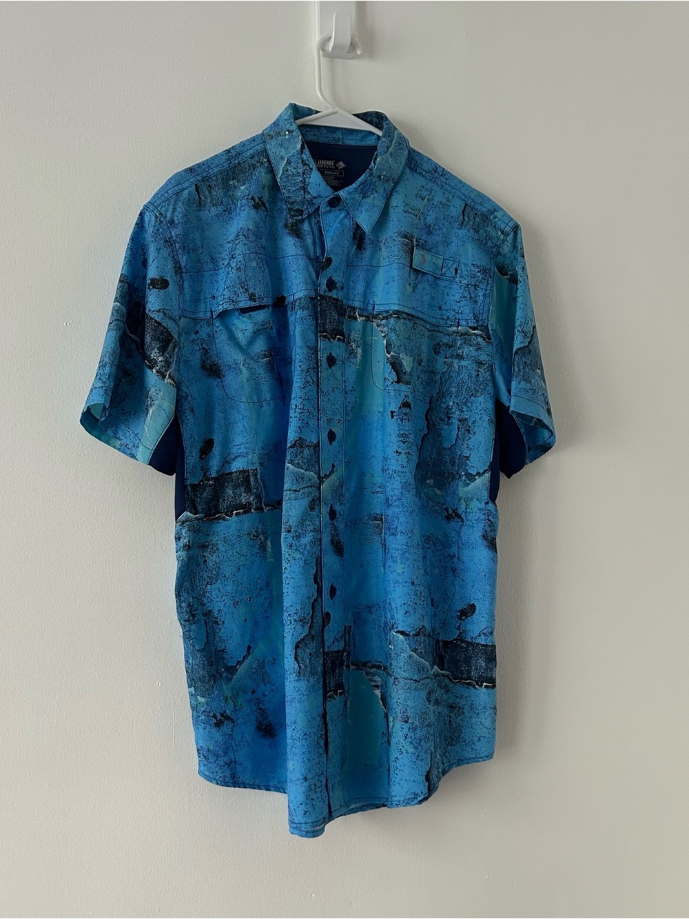 Reel Legends Mariner Men’s M Blue Print Performance Fishing Shirt Short Sleeve